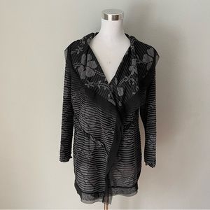 Terra SJ Apparel Artsy Black/Gray Floral Cardigan Size S